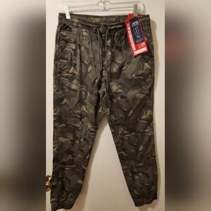 Unionbay Stretch Jogger Fit Camo Pants Men's Medium NWT